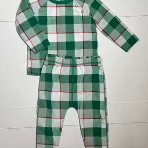 Carter’s Baby 2-Piece Green Plaid Outfit Set Size 12M